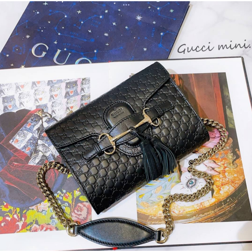 二手旗艦 Gucci 黑色 牛皮 MINI LOGO 流蘇 掀蓋 斜背包 小鍊包(中友店)