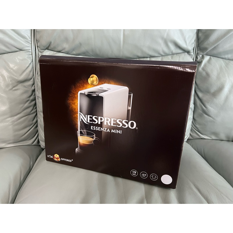 Nespresso Essenza mini 白色