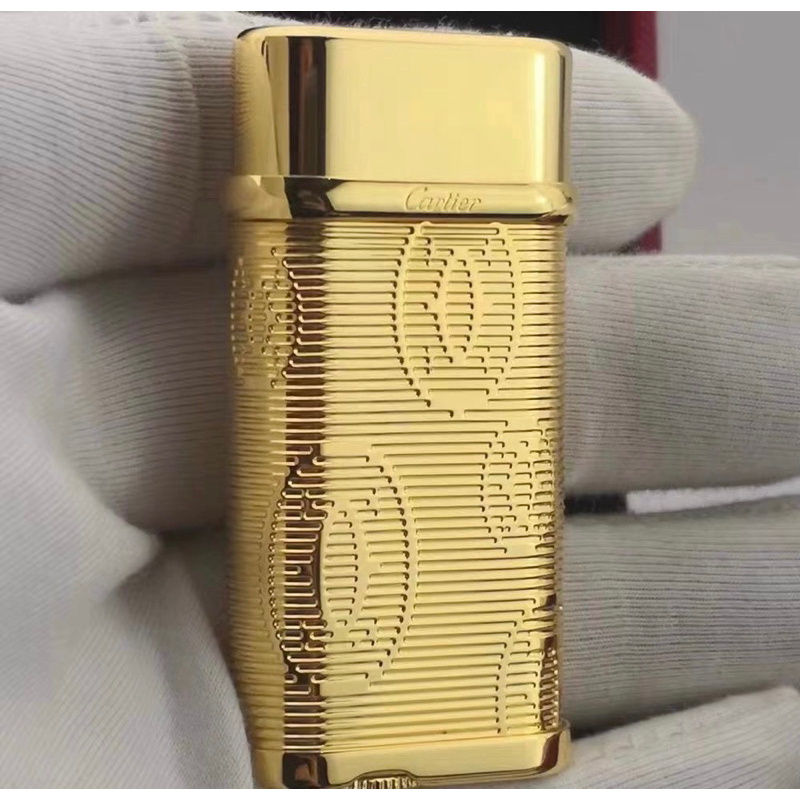 Cartier打火機附原裝盒！說明書！簡約Logo金色！二手品、極新！非Zippo、Dunhill、Dupont