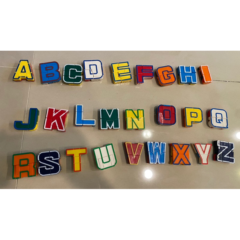 英文字母變形機器人 26個字母