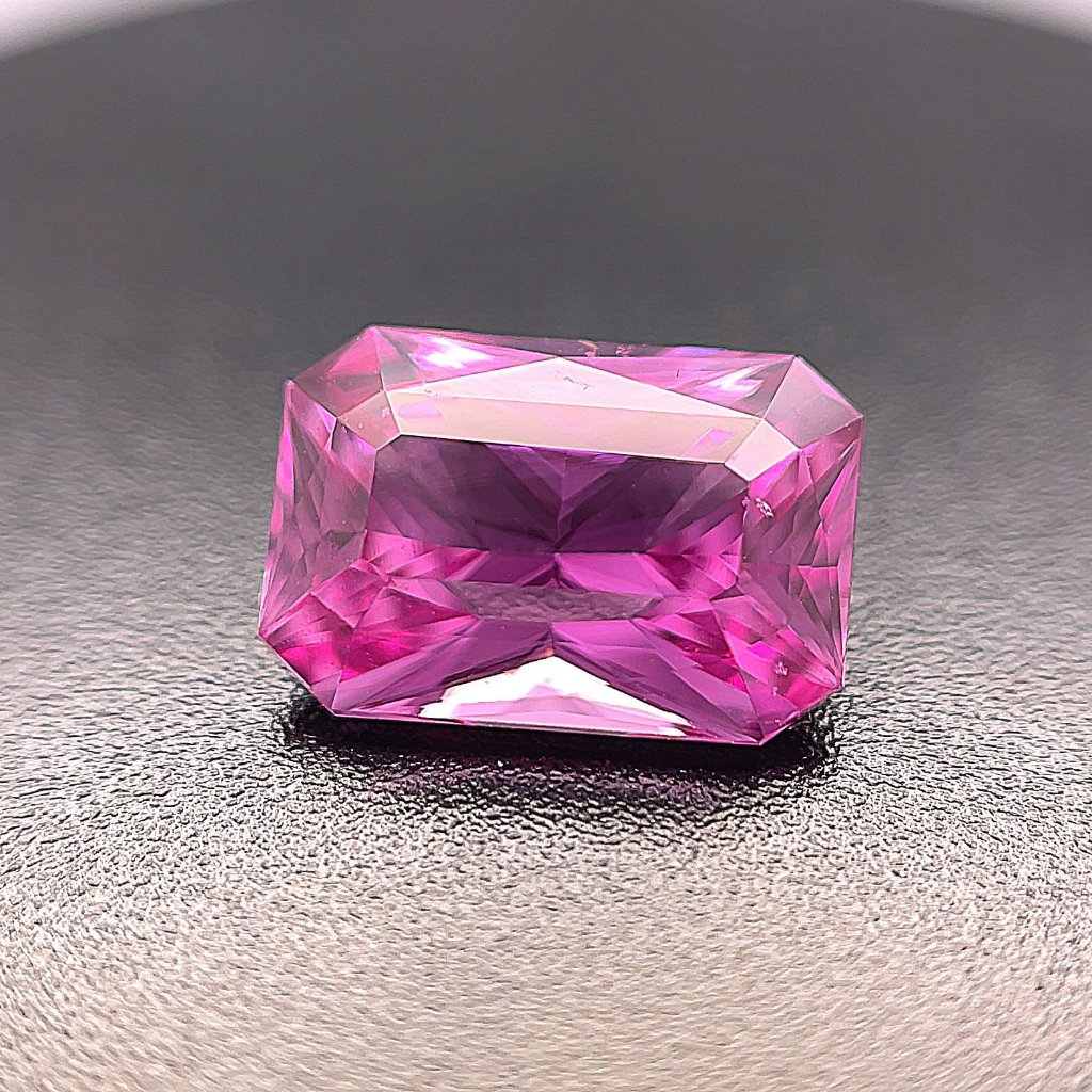 天然粉紅色剛玉(Pink Sapphire)無燒裸石2.29ct [基隆克拉多色石]