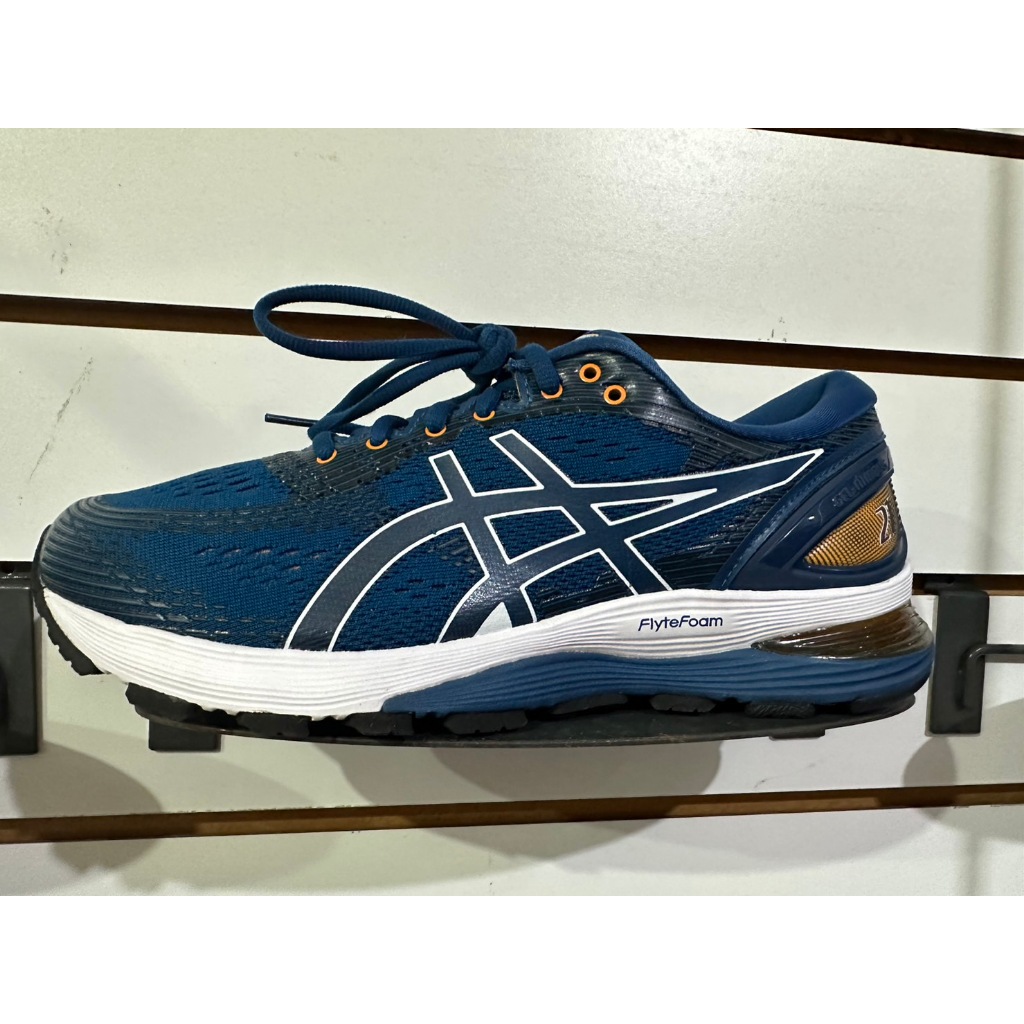 5.ASICS 亞瑟士 男慢跑鞋 GEL-NIMBUS 21(4E) 1011A168402 尺寸25.5cm