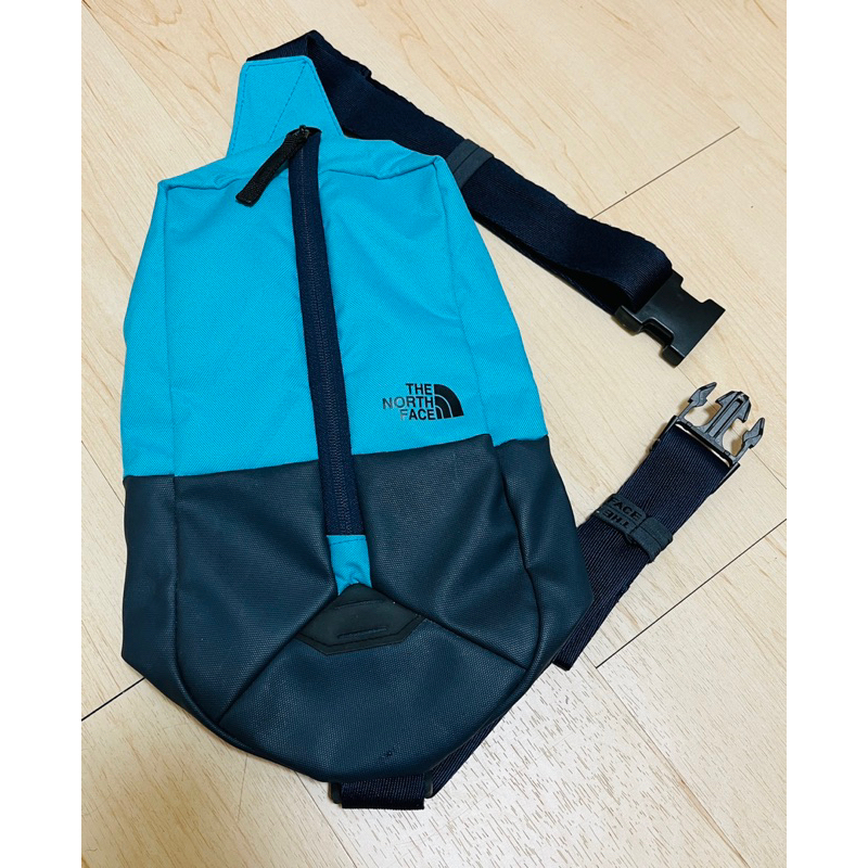 北臉 女用包 單肩包 斜肩包 胸背包 二手 The North Face 休閒 藍色