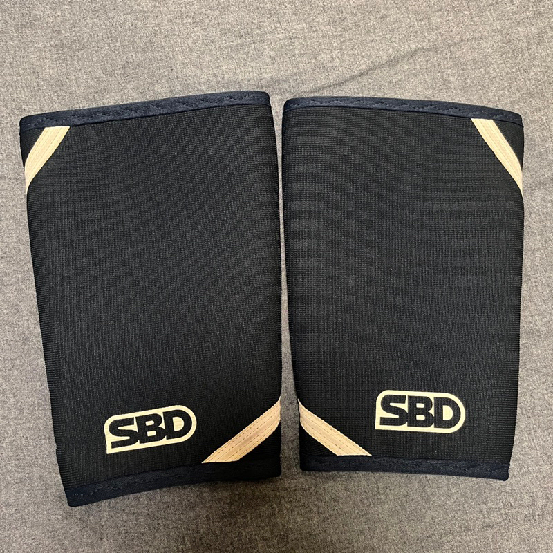 二手 SBD Defy 抗力系 -舉重護膝 尺碼XL