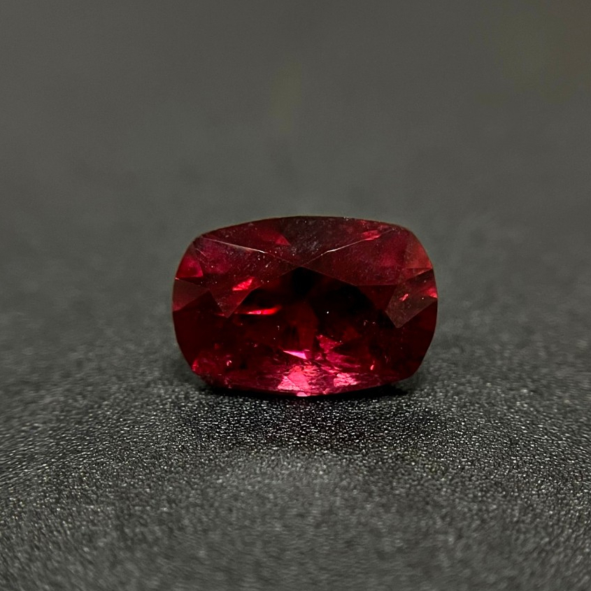 天然紅寶碧璽(Rubellite)裸石8.21ct [基隆克拉多色石]