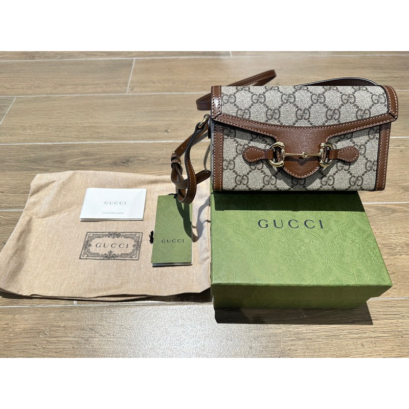 Gucci 古馳 1955 Horsebit 馬銜釦 斜背 迷你 手機包 咖啡