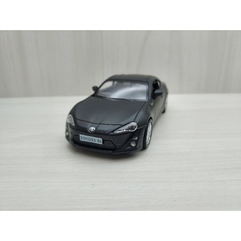 全新盒裝 1:36豐田TOYOTA 86 消光黑色 合金 模型車 玩具 迴力 兒童 生日 禮物 收藏 擺飾