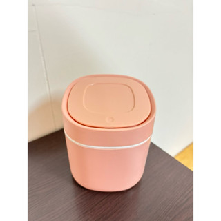 按壓式桌上型小巧垃圾桶