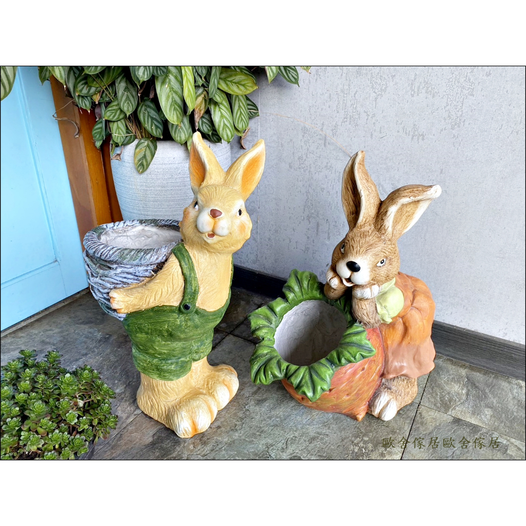 高嶺土製 兔子花盆 紅蘿蔔兔子 男生兔子擺飾品 可愛動物花器 戶外擺飾品 鄉村玩偶裝飾 園藝用品 戶外玩偶裝飾品動物公仔