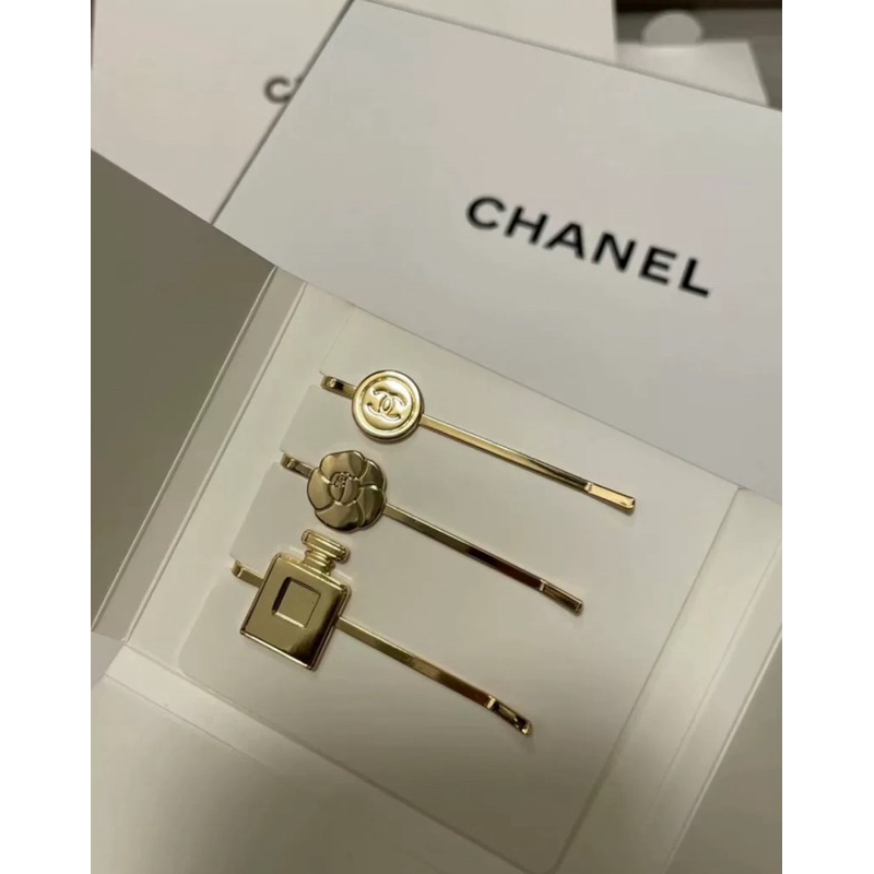 🌸💠 Chanel香奈兒聖誕節限定 禮品款金色髮夾 髮卡 吊飾  💠🌸