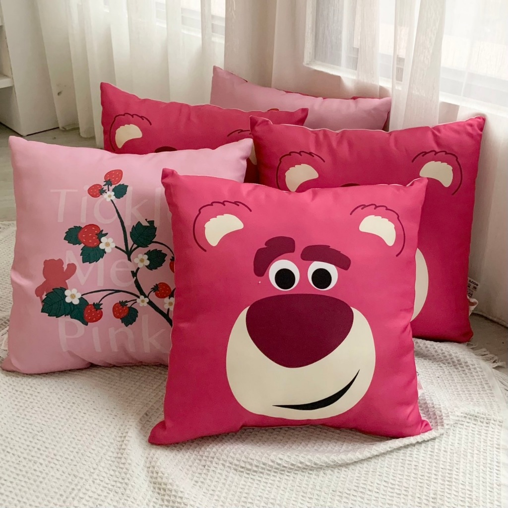 【KT USA】韓國大創迪士尼正版草莓熊抱枕  熊抱哥 公仔娃娃 玩偶 生日禮物 毛絨玩具