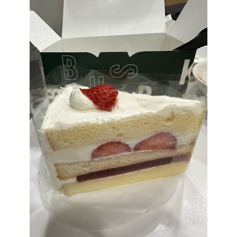 草莓三溫塘蛋糕季節限定