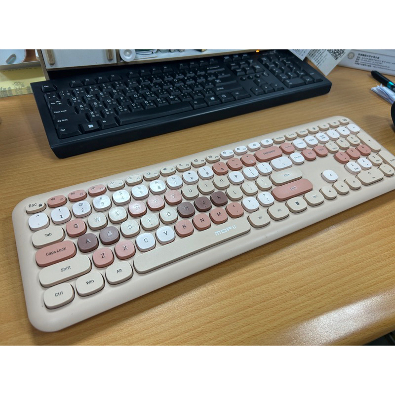 奶茶色/二手/Mofii鍵盤 無線鍵盤滑鼠 復古鍵盤 無線鍵盤滑鼠組 鍵盤滑鼠 圓鍵鍵盤 NCC+BSMI認證