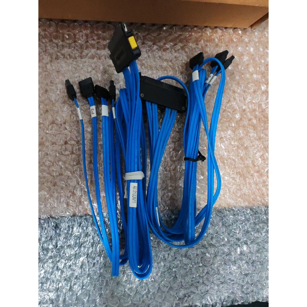 Amphenol SAS線 SFF-8484 轉 4*Sata SAS 一分四 伺服器 硬碟 連接線