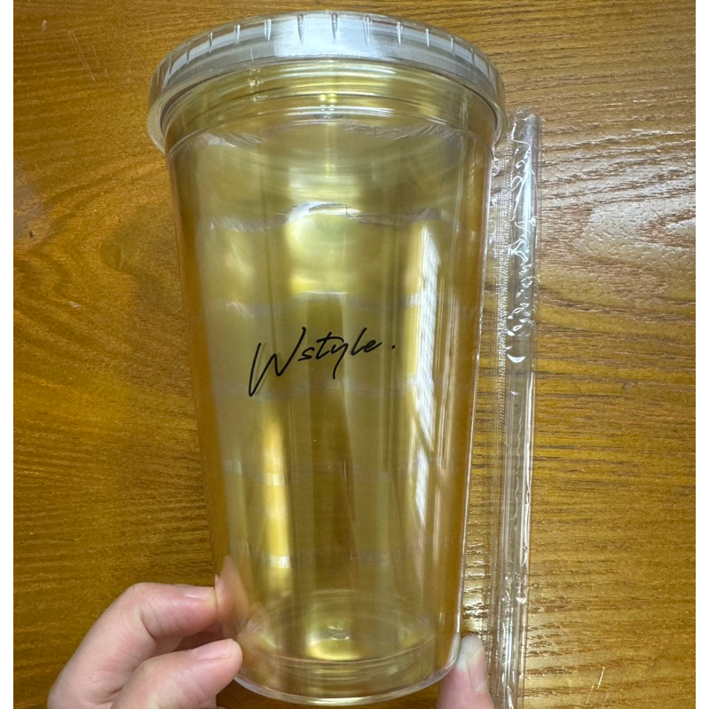 透明水杯 塑膠水杯 附吸管 大概500ml