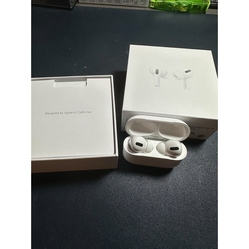 AirPods pro 二手九成新