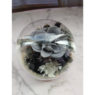 WeiNi 灰騎士 灰色永生玫瑰花 玻璃球 原木底座 永生花 不凋花 乾燥花 交換禮物 生日禮物 獨特珍貴 12cm