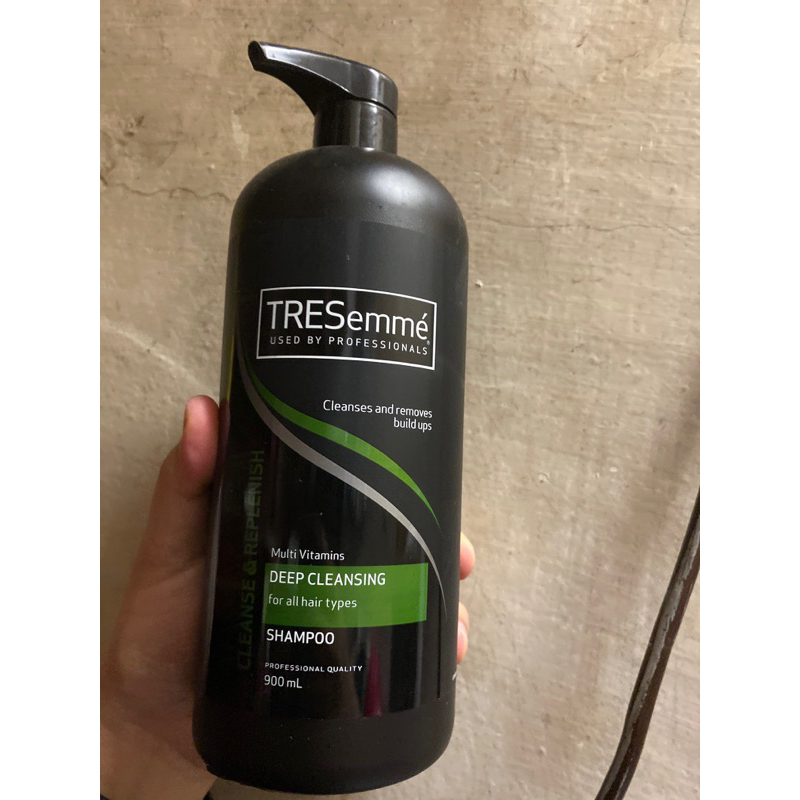 TRESemme深層洗髮精、蘆薈滋潤護髮素