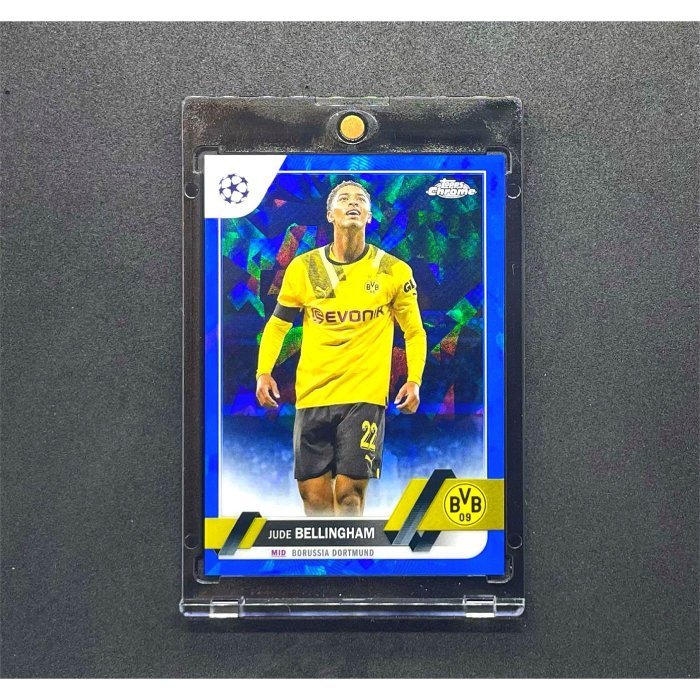 冰碎藍亮！貝林漢姆 Jude Bellingham 經典Topps Chrome UEFA Sapphire 金屬球員卡