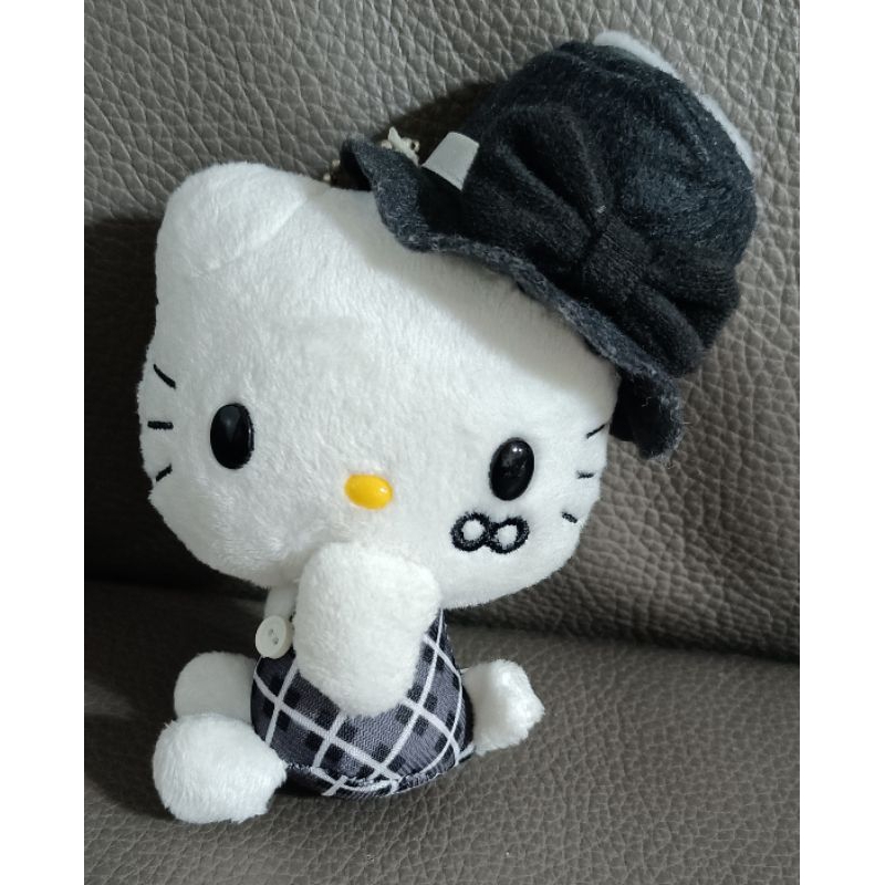 * 絕版 限定 日本 7-11 × 關西傑尼斯8 × 三麗鷗 Hello Kitty 凱蒂貓 造型 玩偶 珠鍊 吊飾
