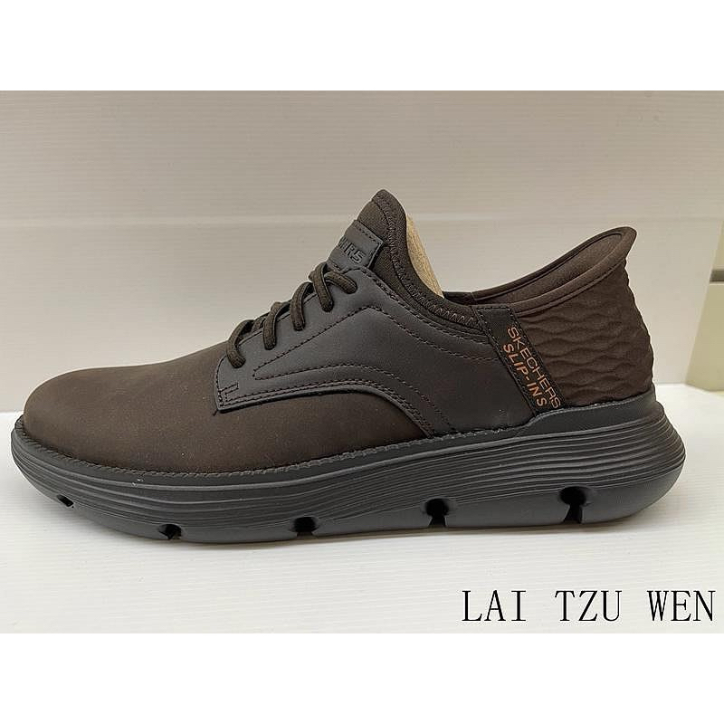 SKECHERS  	瞬穿舒適科技 GARZA  205046CHOC  定價 3490 超商取貨付款免運費12