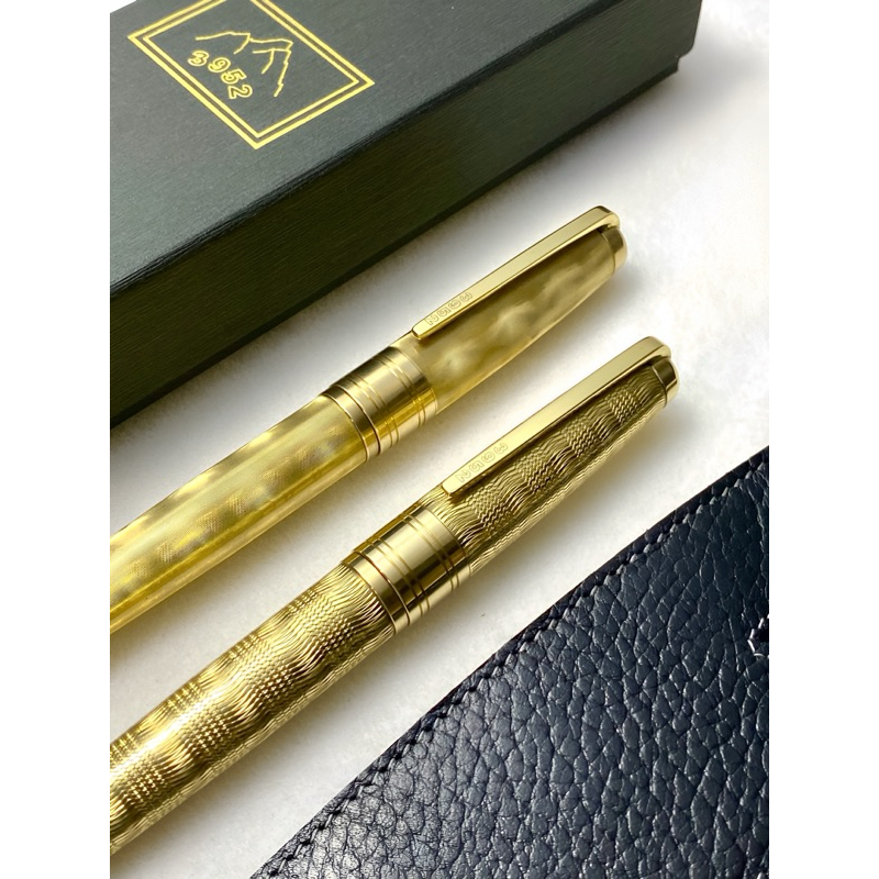3952老山羊-X800 原味黃銅 閃耀雕刻系列 雙色鋼尖鋼筆