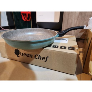 Queen Chef 韓國礦岩鈦合金鑄造不沾鍋雙鍋 30CM 3件組(平底鍋+蓋+竹鏟)