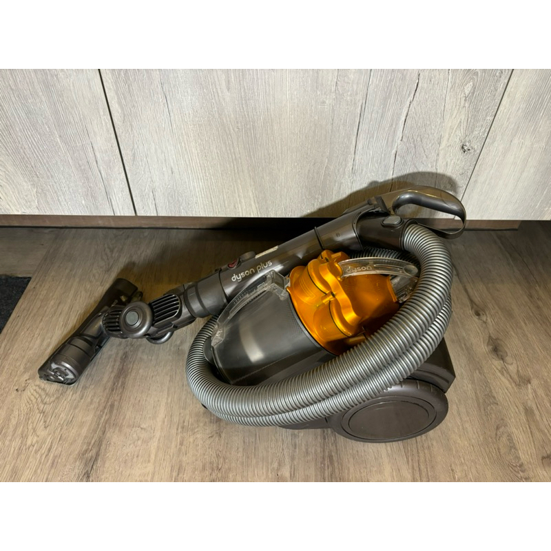 吸塵器-dyson(型號：DC12)(插電式110V吸塵器）（限面交自取）