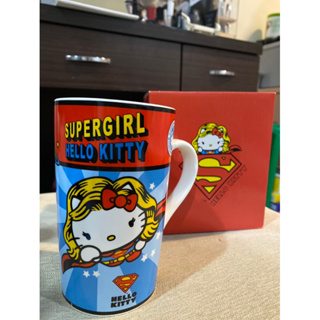 ［全新，微微瑕疵］CACO-Hello Kitty神力女超人馬克杯（附蓋，500ml)