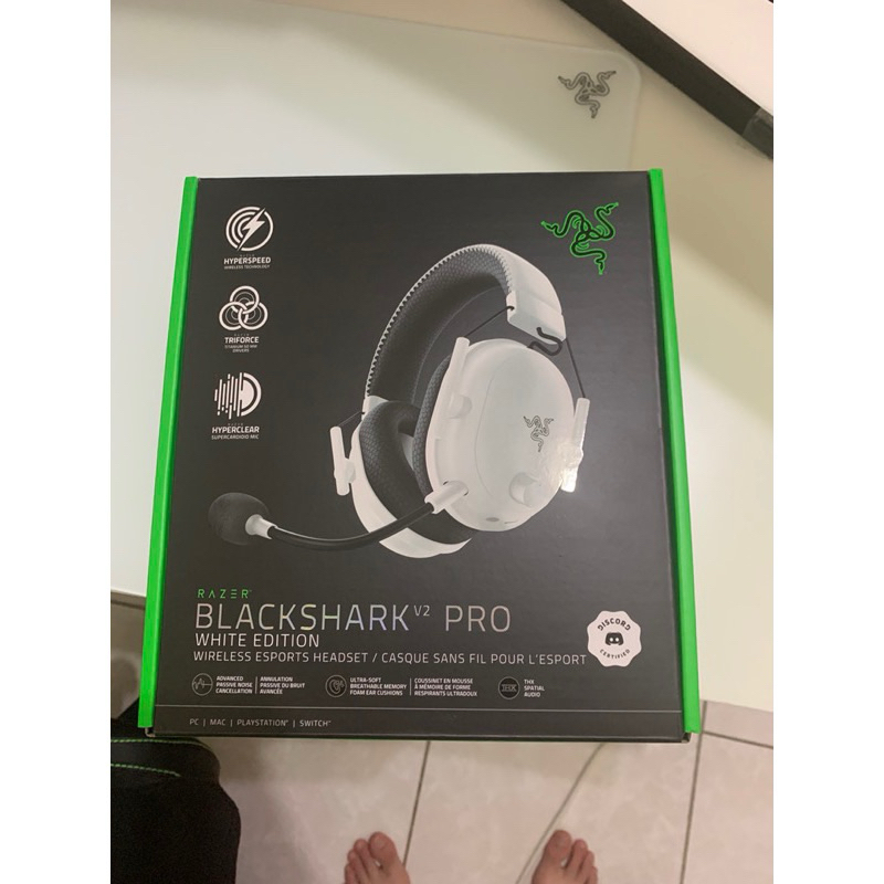 全新拆封 Razer 雷蛇 BlackShark V2 Pro 黑鯊 無線耳機麥克風 白色