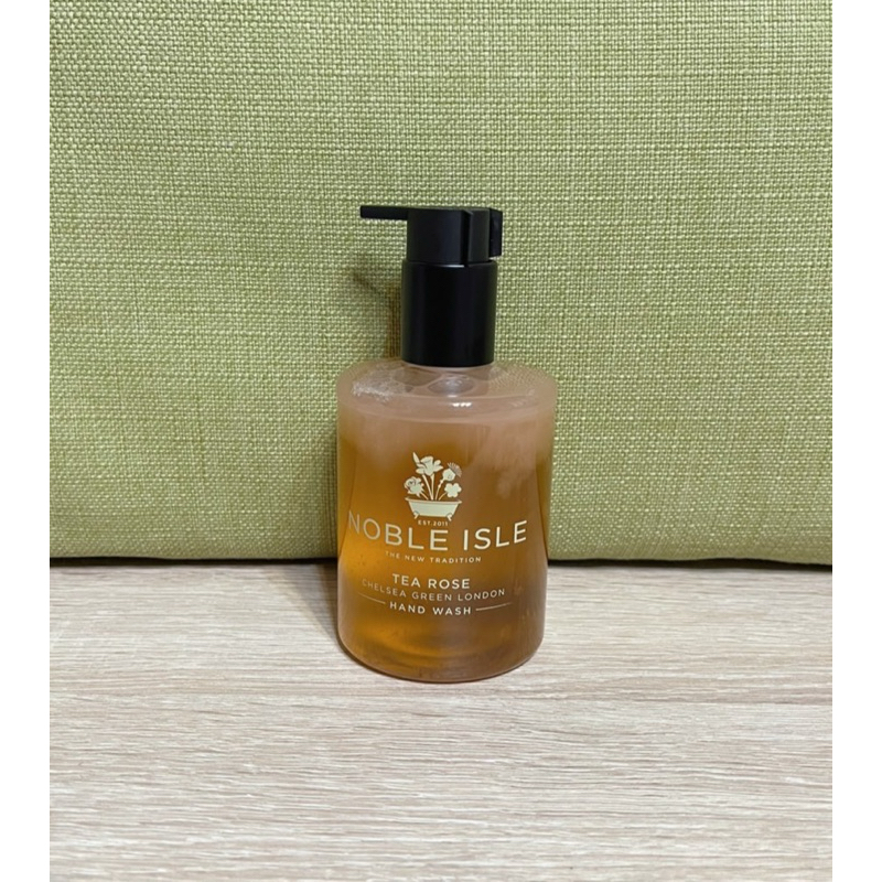 ⚠️注意期效 NOBLE ISLE 茶玫瑰保濕洗手露 250ml