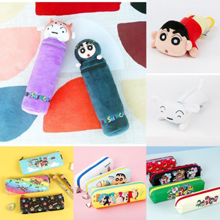 年糕小妹【預購】💖韓國 蠟筆小新😊變裝小新圓柱毛絨筆袋😊小新.小白公仔絨毛筆袋😊PU拉鍊立體筆袋😊PVC收納袋 化粧包