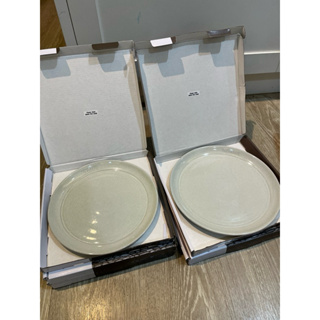 全新 正貨 購於Momo 法國Staub 松露白圓形陶瓷餐盤/22cm/20cm 2023.7 2023.11.製造