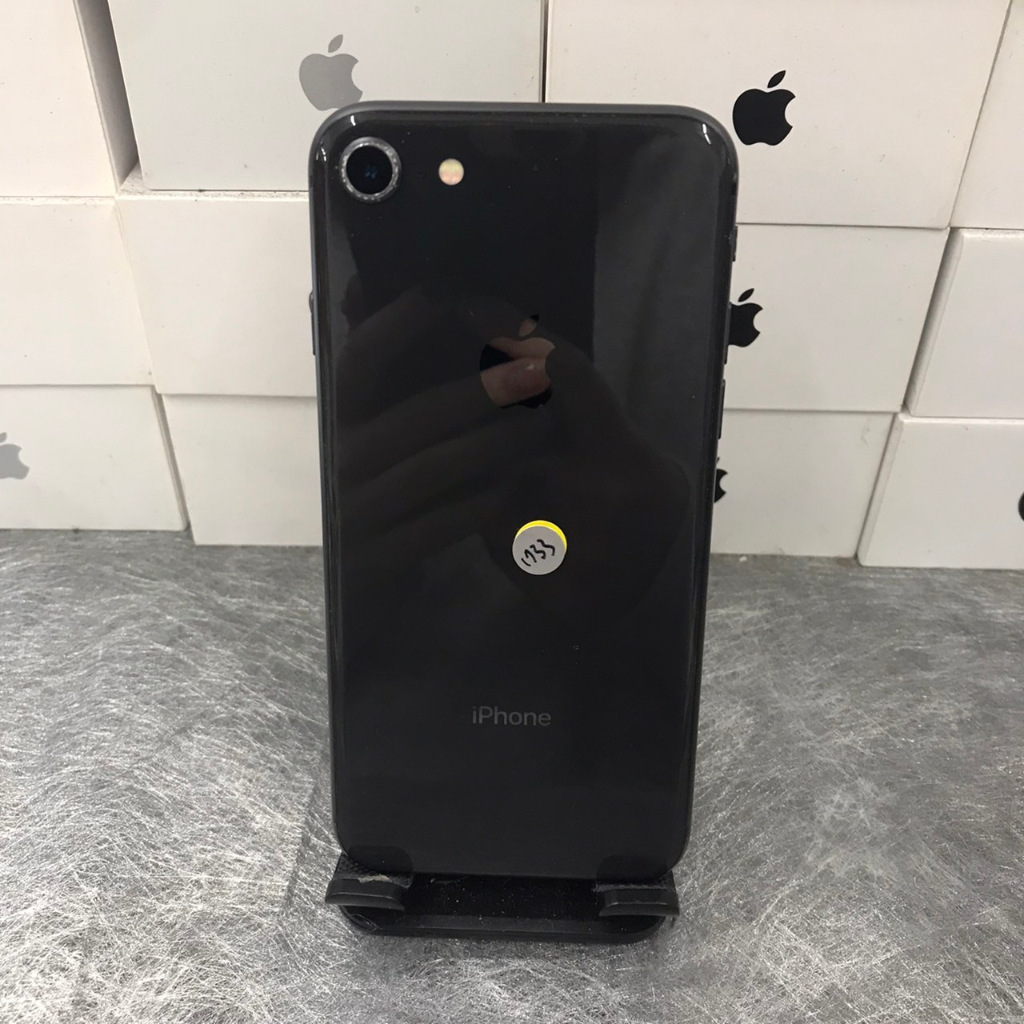 【蘋果備用機】i8 iPhone 8 64G 4.7吋 黑  Apple 手機 台北 師大 工作機 可自取 1733