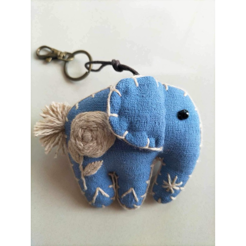 現貨  泰國🇹🇭清邁手工製作藍染針織刺繡 大象鑰匙圈吊飾包包