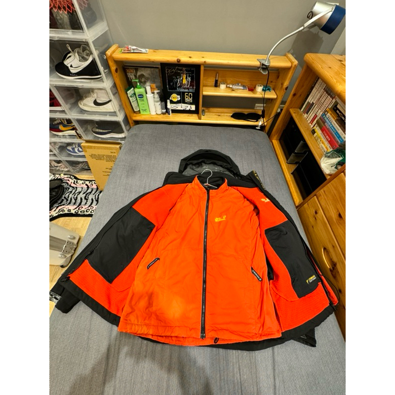 &lt; STV &gt; Jack Wolfskin 一件三穿 黑橘色保暖機能防風防水外套 原價$15800
