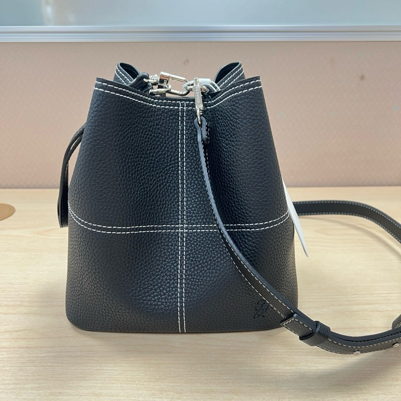 韓國正品FIND KAPOOR Pingo 20 Stitch 繡線系列肩背斜背手提水桶包 黑色 3way