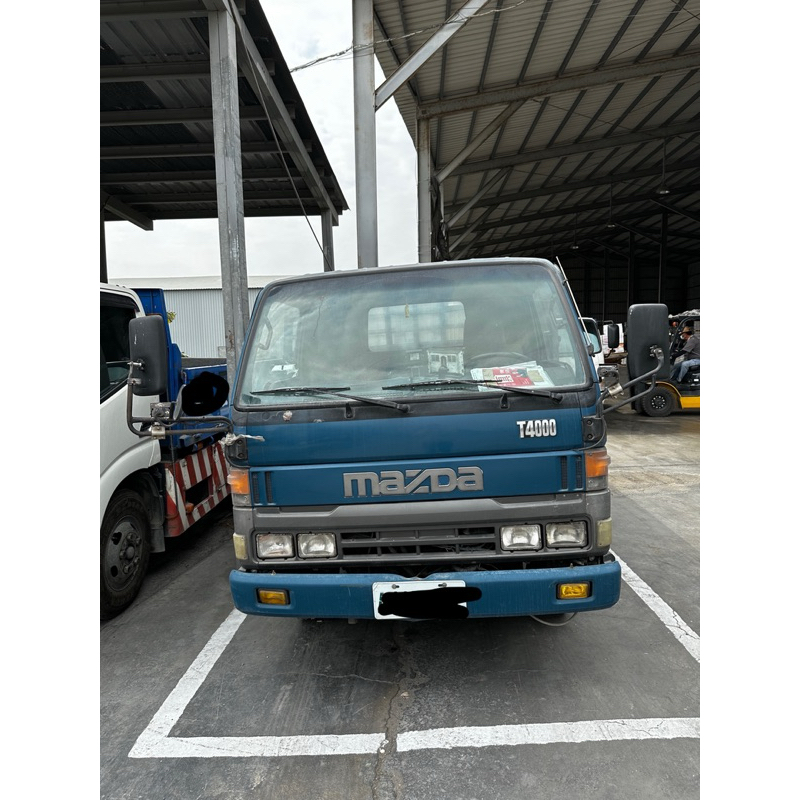 自售大貨車。MAZDA。T4000,6.5噸。升斗。售35萬。有興趣歡迎電聯吳先生0921-758408