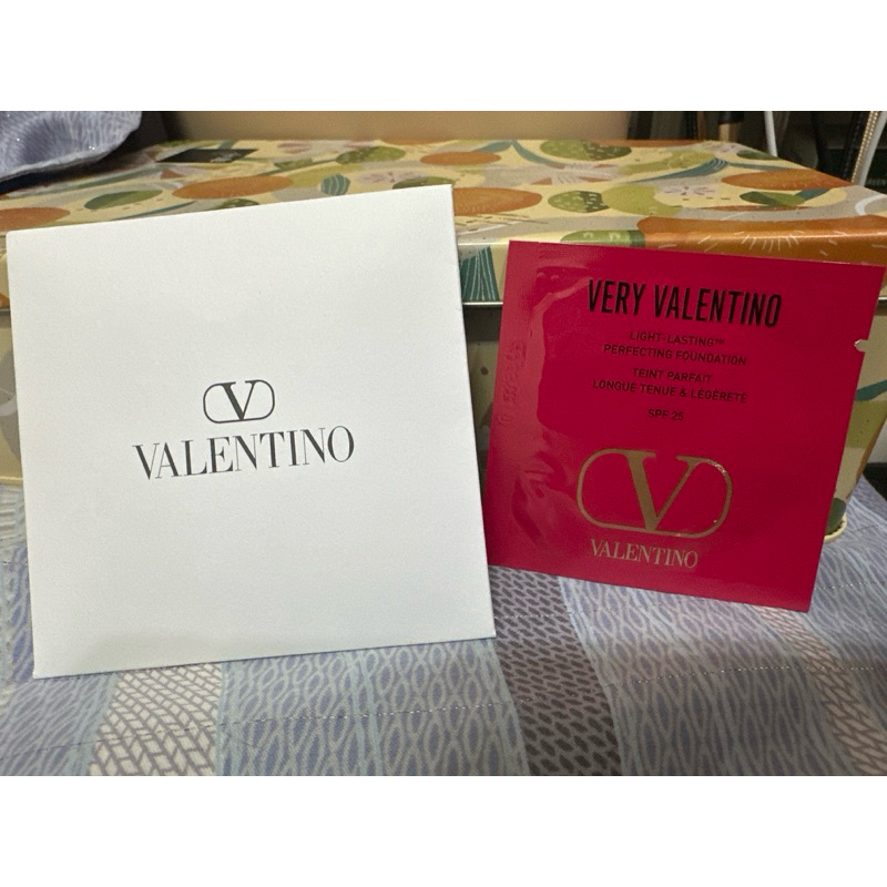 Valentino 高訂輕透粉底液