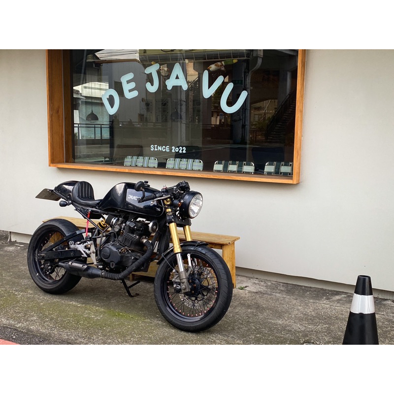 KTR caferacer 作品車