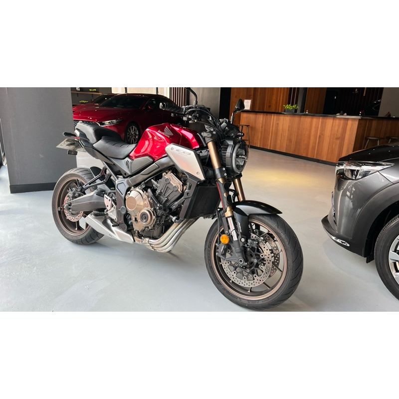 ［車主自售］2020 HONDA CB650R 本田車