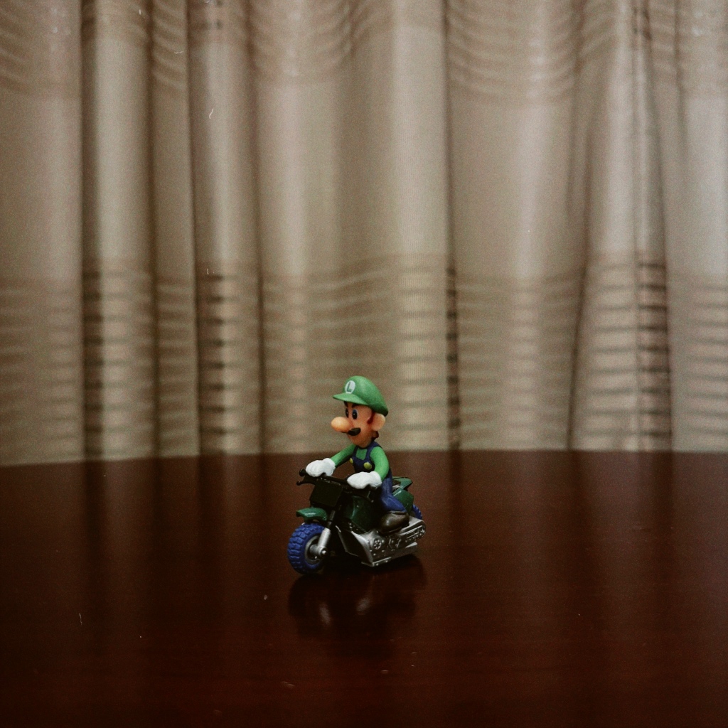 Super Mario Luigi Bike 任天堂 路易吉 公仔迴力機車