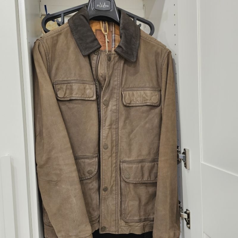 〈全新〉 Timberland 皮衣 原價29,000元 TB0A1G