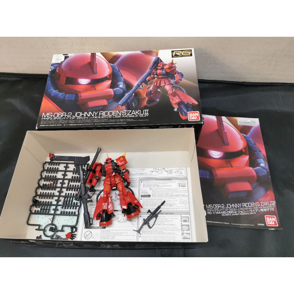 玩具 出清價!已組2手 RG 26 1/144鋼彈 薩克 ZAKU II 紅色閃電 強尼萊汀專用高機動型 賣1200而已