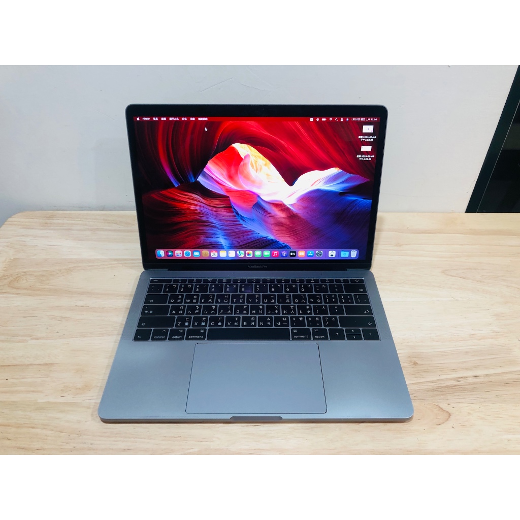 台中 2017年 全新電池 MacBook Pro 13吋 i5 (2.3) 8G 512G 太空灰 3次 沒有盒裝