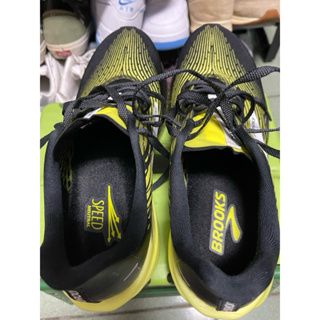 Brooks Hyperion max (US 8.5)