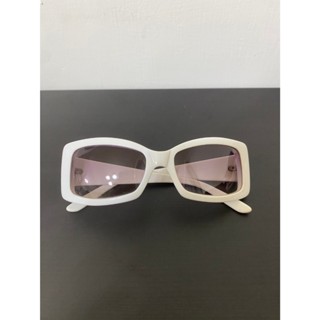 台灣二手太陽眼鏡｜MIU MIU-白色長方形太陽眼鏡