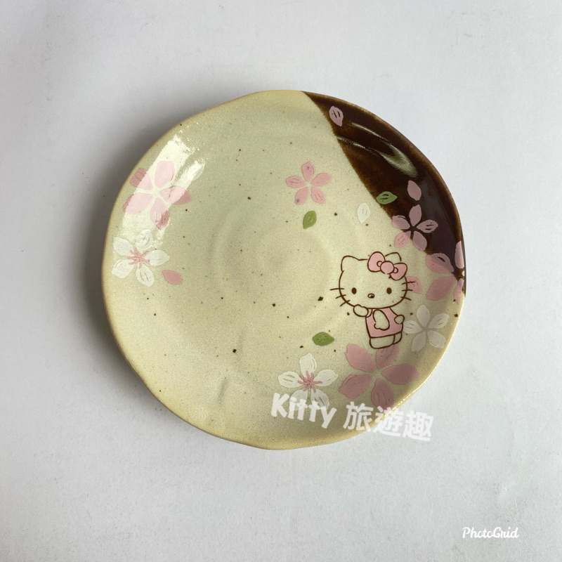 [Kitty 旅遊趣] Hello Kitty 美濃燒醬油碟 小盤子 圓盤 凱蒂貓 櫻花 日本製 收藏