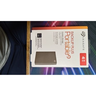 Seagate backup plus portable 4TB 中華電信贈品全新未拆