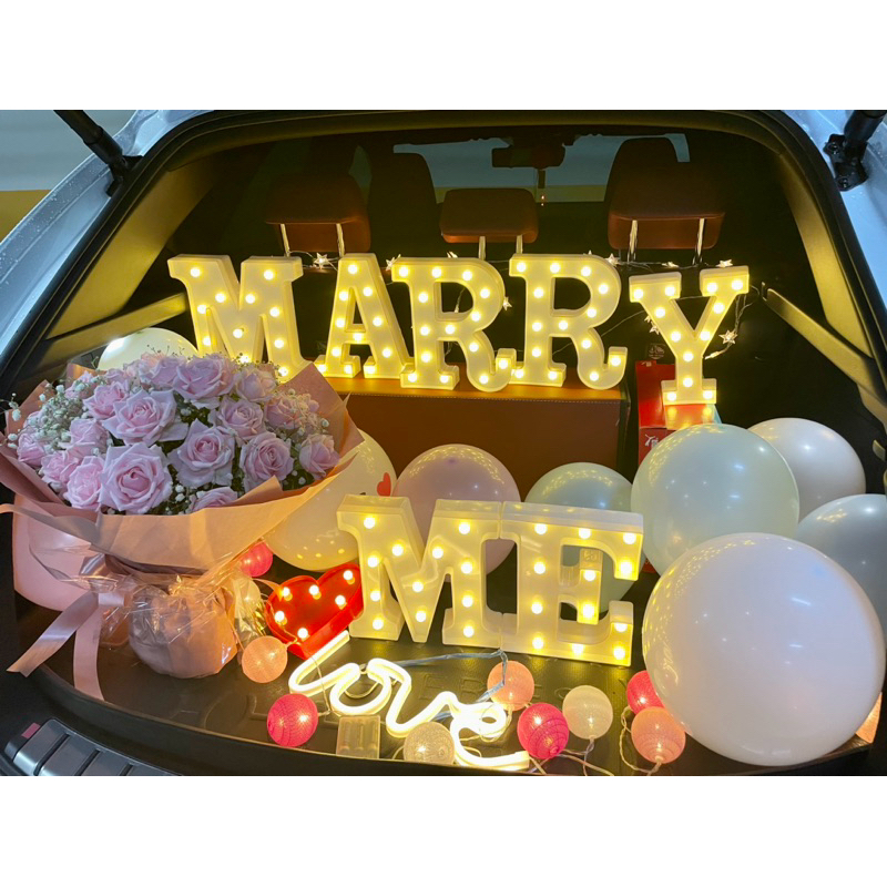 求婚佈置 後車廂求婚佈置 氣球 燈串 字母燈